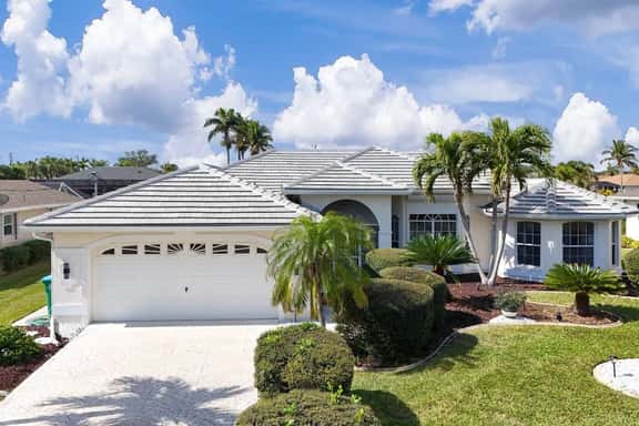 Villa Monas White - Cape Coral - Image 1
